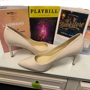 NWT 
Nine West Elegant Creamy White color, Ezra Pumps/Heels